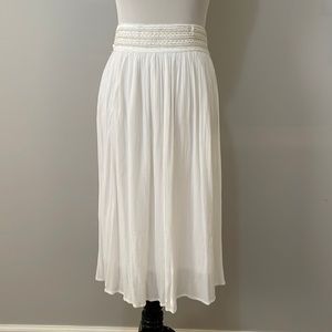 Gypsie Blue White Skirt Size Large